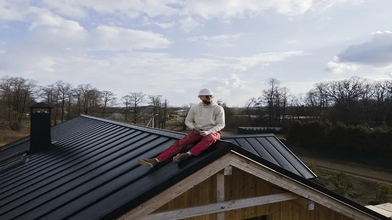 Replacing a Roof Before Selling